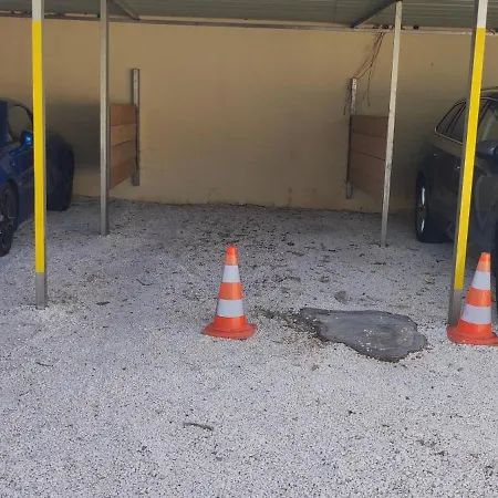 Hotel & Spa La Villa Hotell 3*