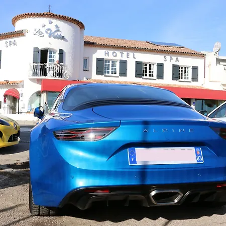 Hotell Hotel & Spa La Villa 3*