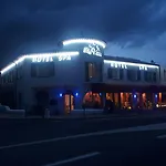 & La Otel