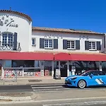酒店 & La 3*