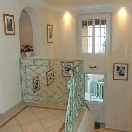 Hotel & La Sainte-Maxime