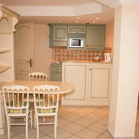Hôtel&spa La 3*