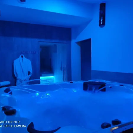 Hôtel&spa La Hotel 3*